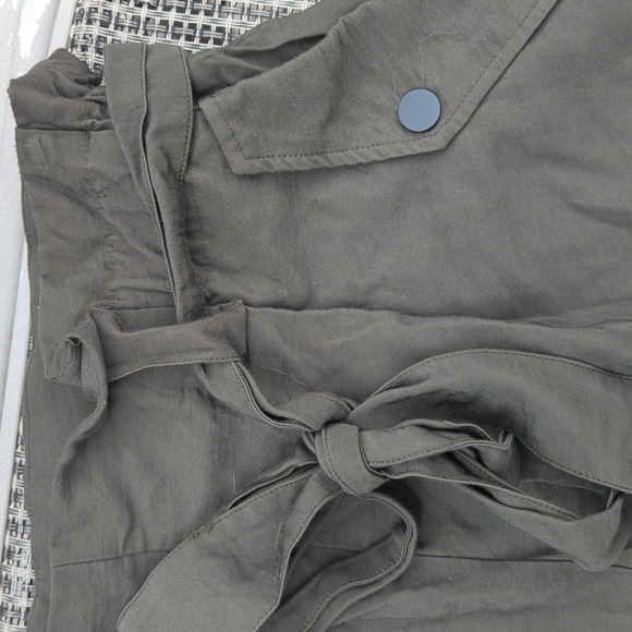 Women's Paperbag Waist Hunter Green Shorts - Picture 5 of 9